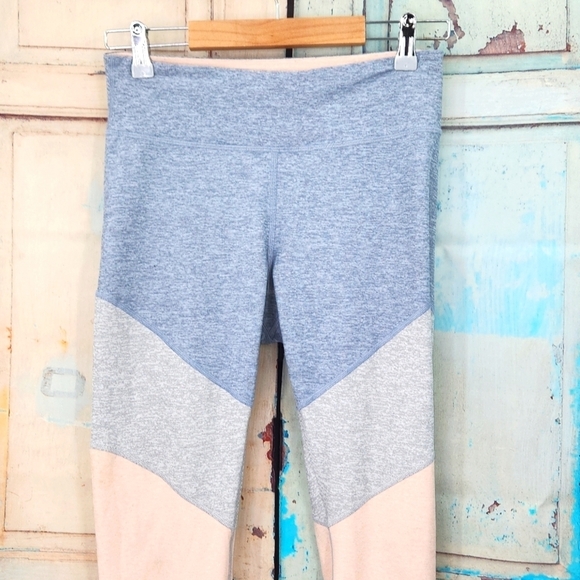 Outdoor Voices Pink Gray Springs Colorblock Leggings - Picture 3 of 5